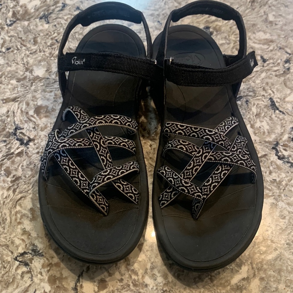 Viakix walking sandals
